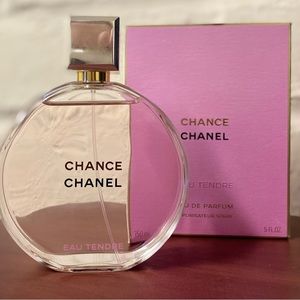 CHANEL- CHANCE EAU TENDRE
Eau de Parfum Spray